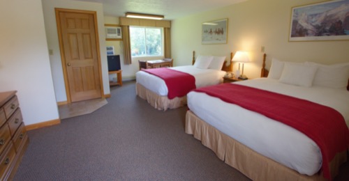 wilson-lake-inn_room-second-floor_02