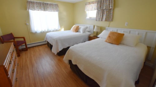 wilson-lake-inn_suite-first-floor_04