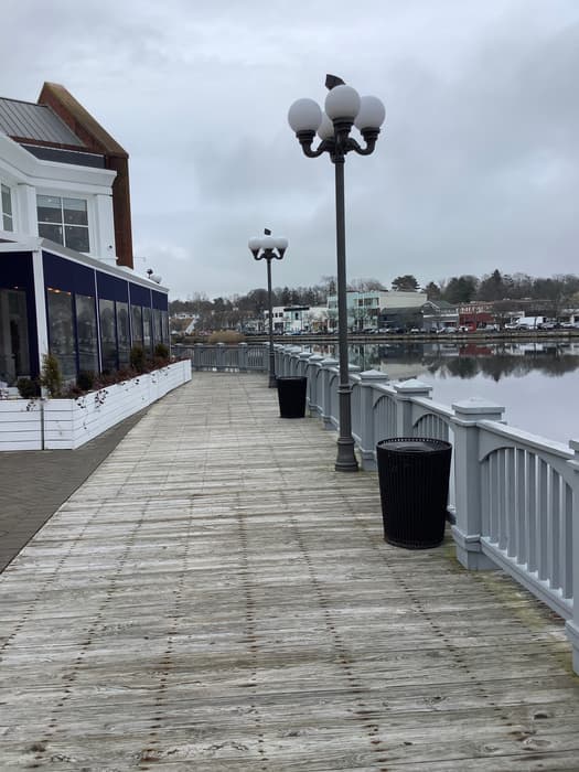 Overlooking the river - Post Rd/ Wilton Rd (Credit: C. Kelly)