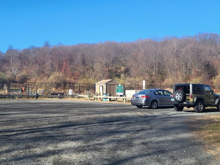 Orchard Road entrance (Credit: H. Brierley)