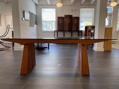 Joe Tracy: Glass Top Dining Table - view of base