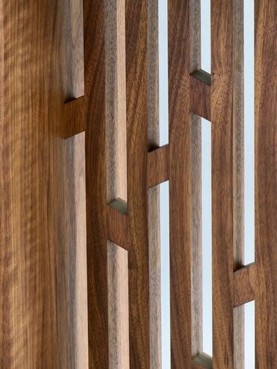 Thomas Throop: Close up of Portus console