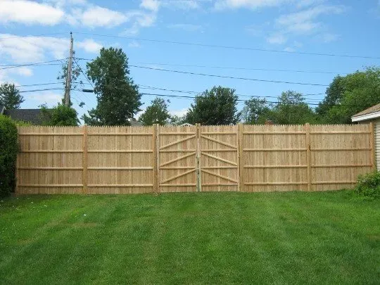 8' Solid Stockade with Round Posts