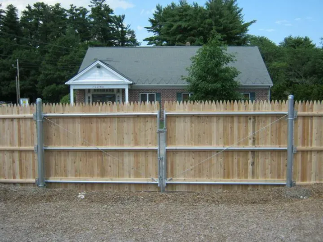 5' Stockade with Steel Framed Double Gate
