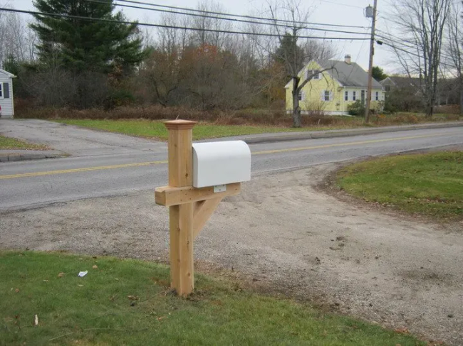 5 X 5 Square Mailbox Post with Decorative Cap