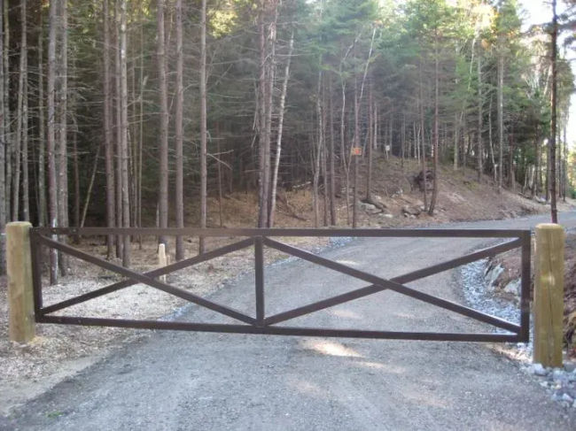 Aluminum Bar Gate in woods-COPY