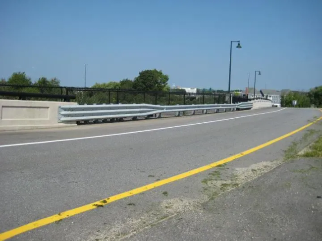 Steel Guardrail Bridge Connection