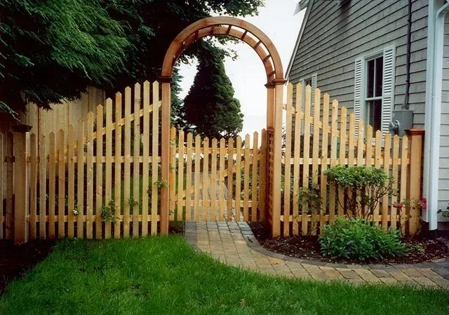 Spaced Cottage Picket with 3 Foot Arbor