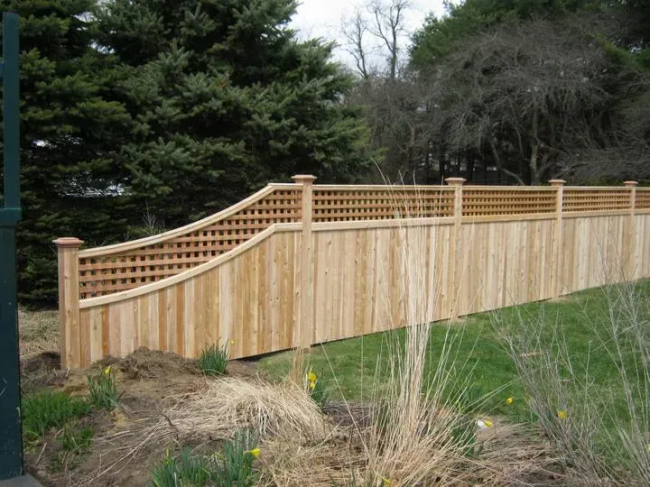 6'Board & Vertical Lattice with Slope