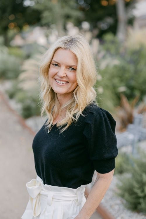 Darla Burns, IBCLC