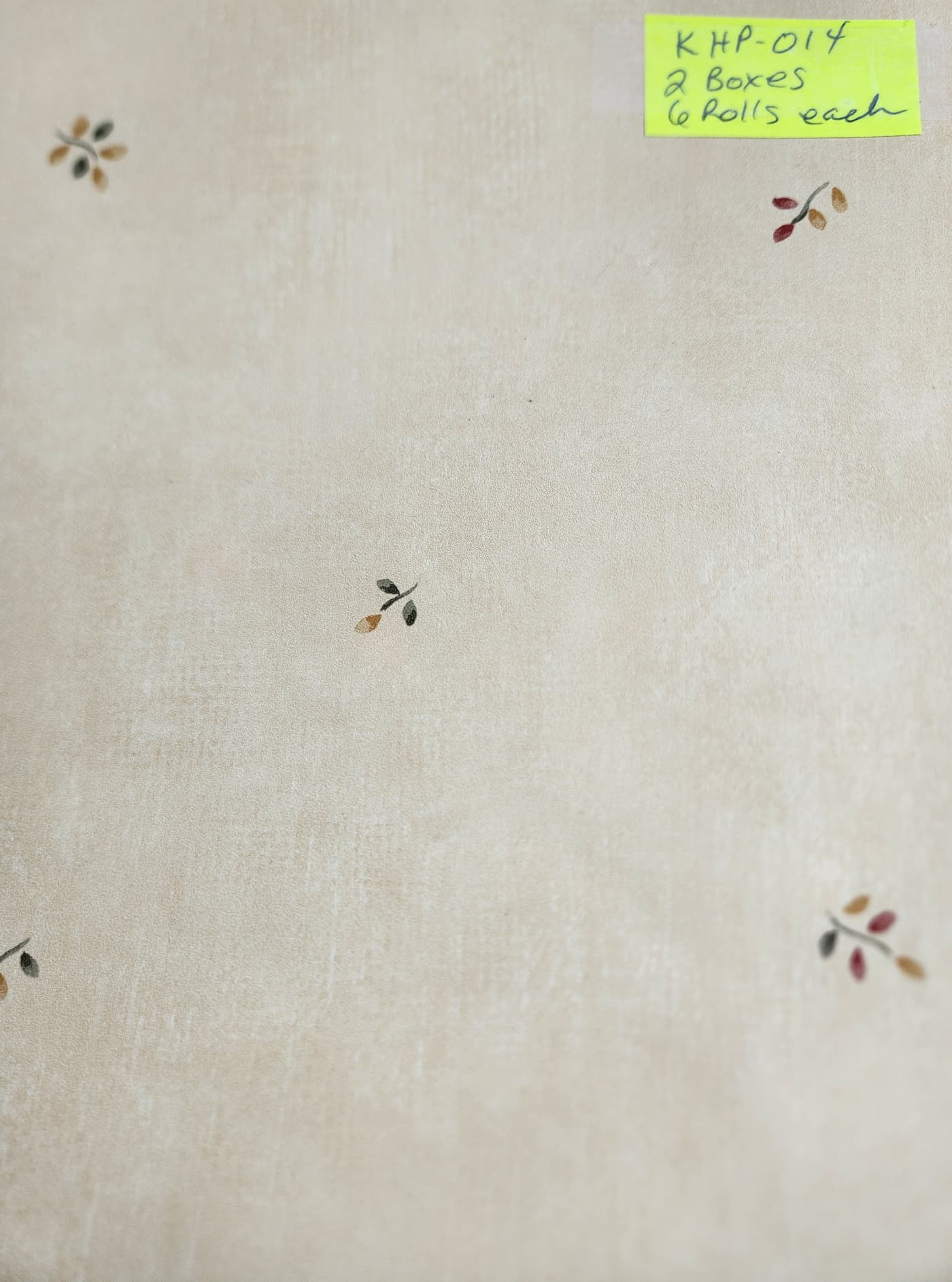 TAN BACKGROUND MULTI-COLOR LEAVES