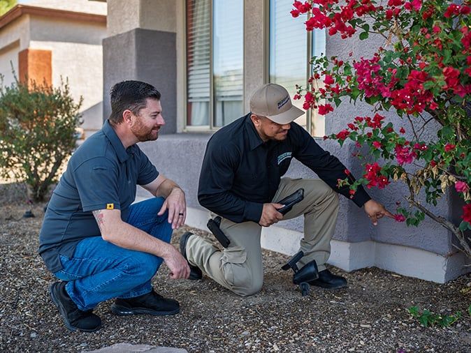 home inspection with exterminator and customer