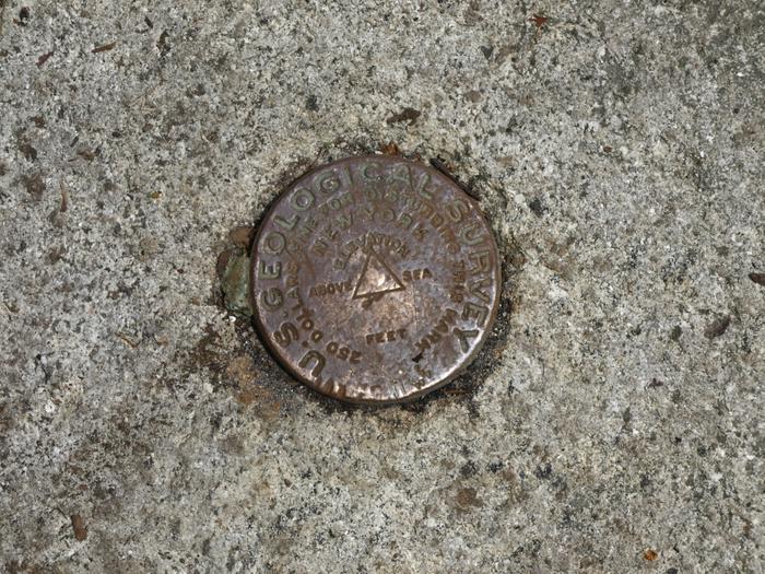 (Credit: http://www.cliftonfineadk.com)