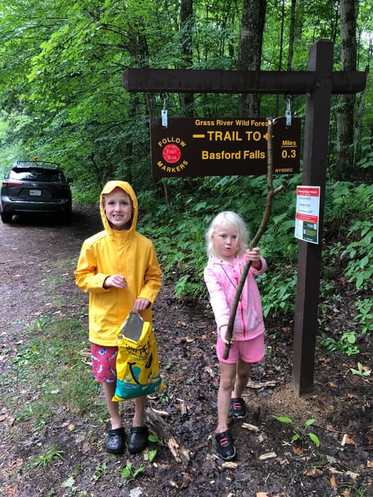 Hiking with kids ages 5 and 8 (Credit: Sarah Reynolds)