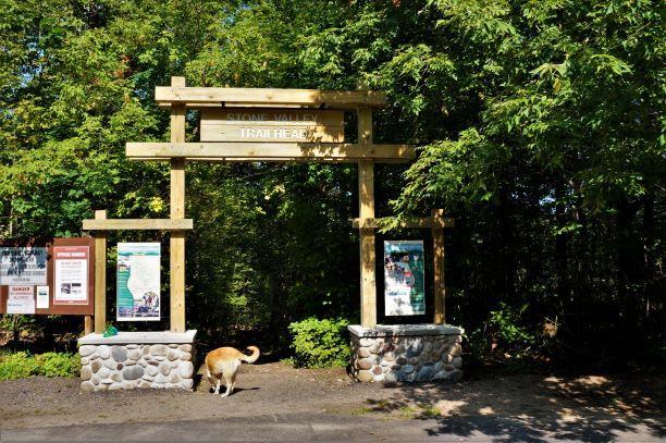 The East bank trailhead (Credit: Wm.Hill/Hiking the trail to Yesterday)