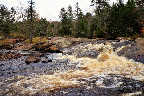 First of Copper rock falls (Credit: Wm Hill/Hiking the trail to yesterday)
