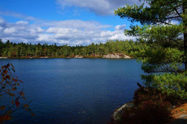 Moon Lake (Credit: Wm.Hill/Hiking the trail to Yesterday)