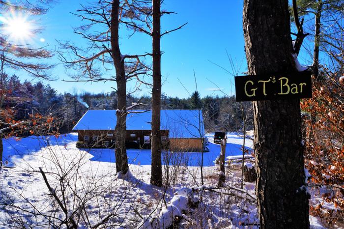The Lariat Trail takes you past  GT's Restaurant - a perfect place for lunch. (Credit: https://hikingthetrailtoyesterday.wordpress.com/)