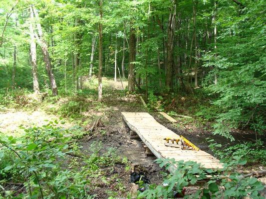 Trail construction (Credit: Thousand Islands Land Trust)