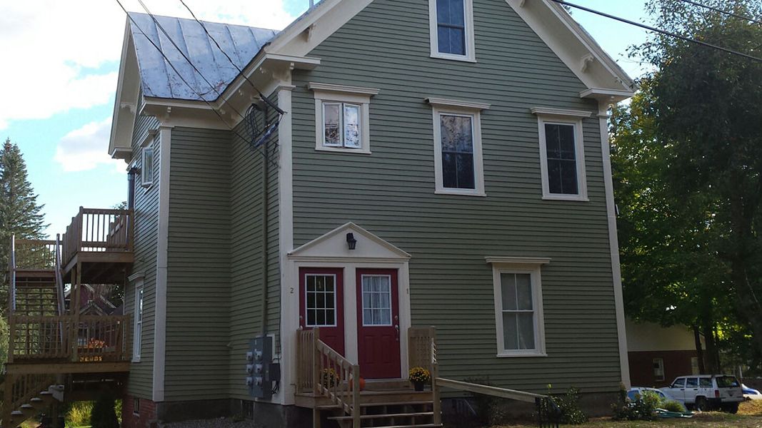 109 Court St