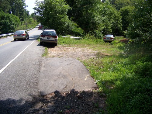 roadside pull-off along Conestee Road (Credit: Upstate Forever)