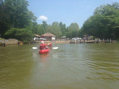 paddling into Saluda Lake Landing (Credit: Upstate Forever)