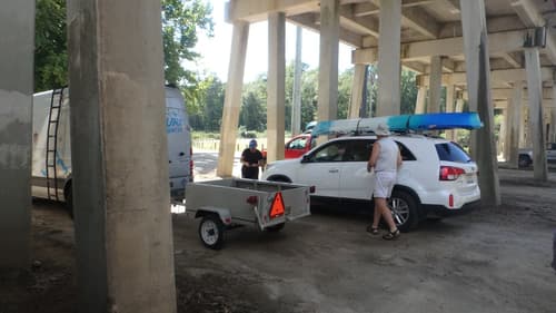 Take out parking (Credit: pcumalander-frick)