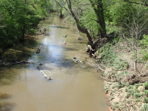 Group going down. Taken from Old Key Bridge (Credit: pcumalander-frick)