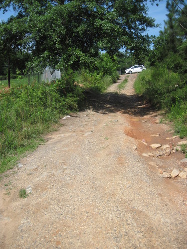 trail leading to roadside parking area along Cooley Bridge Road (Credit: Upstate Forever)