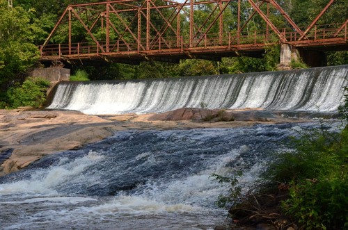 view of Glendale Dam (Credit: Dick Carr)