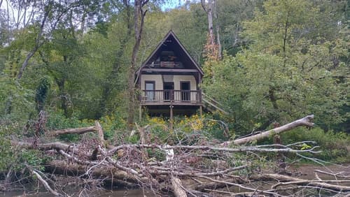 Mysterious cabin. (Credit: Timothy G. Parrish)