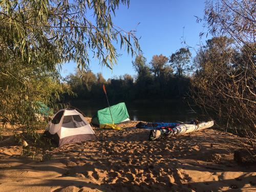 Sand bar campsite. (Credit: TA)