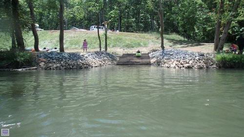 Kayak launch at State Park (Credit: pcumalander-frick)