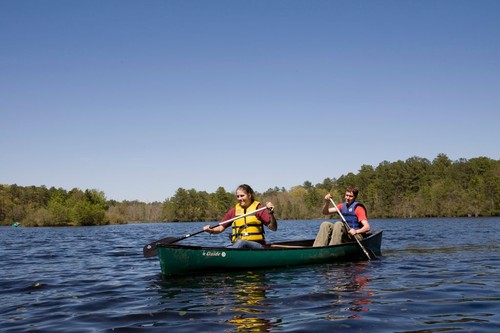 Canoeing at Sesqui (Credit: Sesquicentennial State Park)