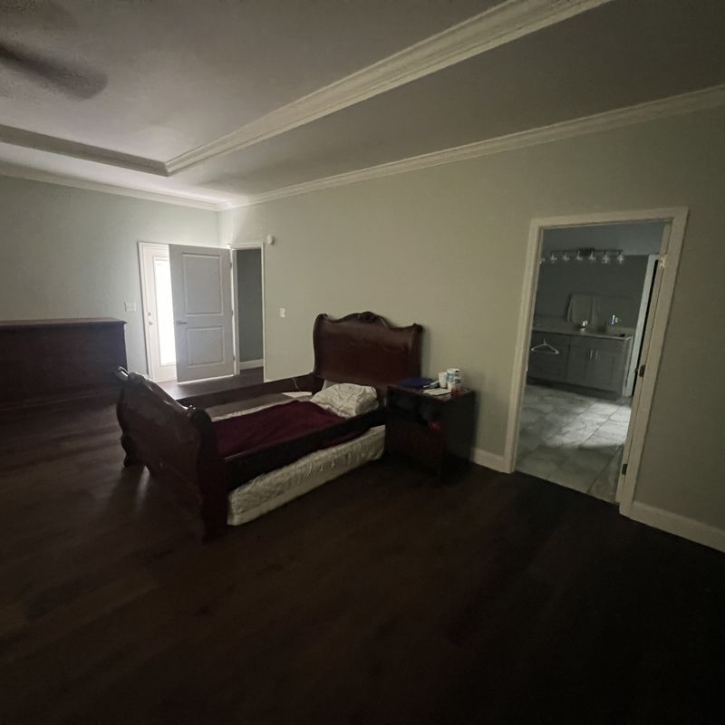 7 Bedroom House