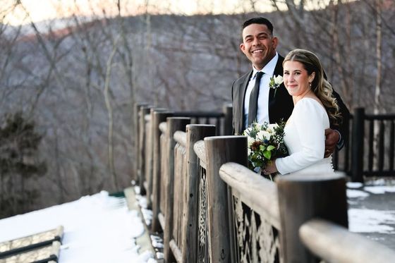 Allie & Freddy's Ski Esta Wedding