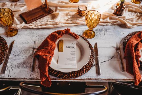 A well-done table setting