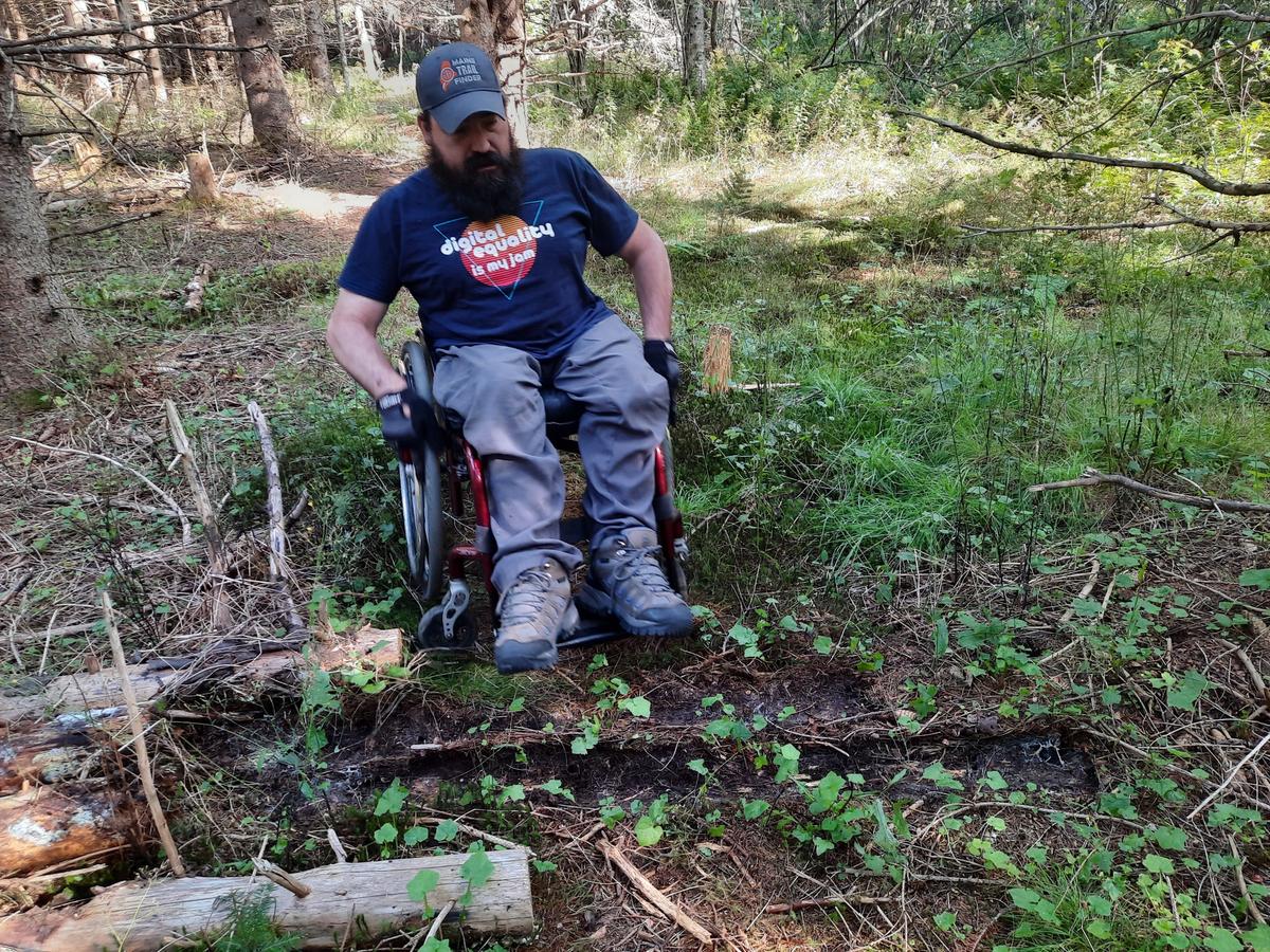 Challenges on the Hunter Cove trails. Photo credit: Enock Glidden