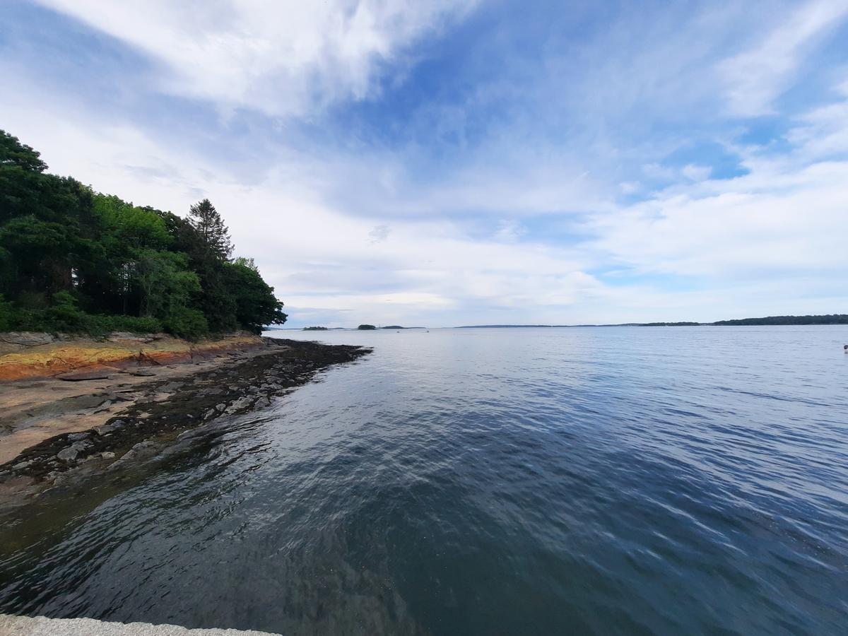 Spectacular view of the ocean from the pier.