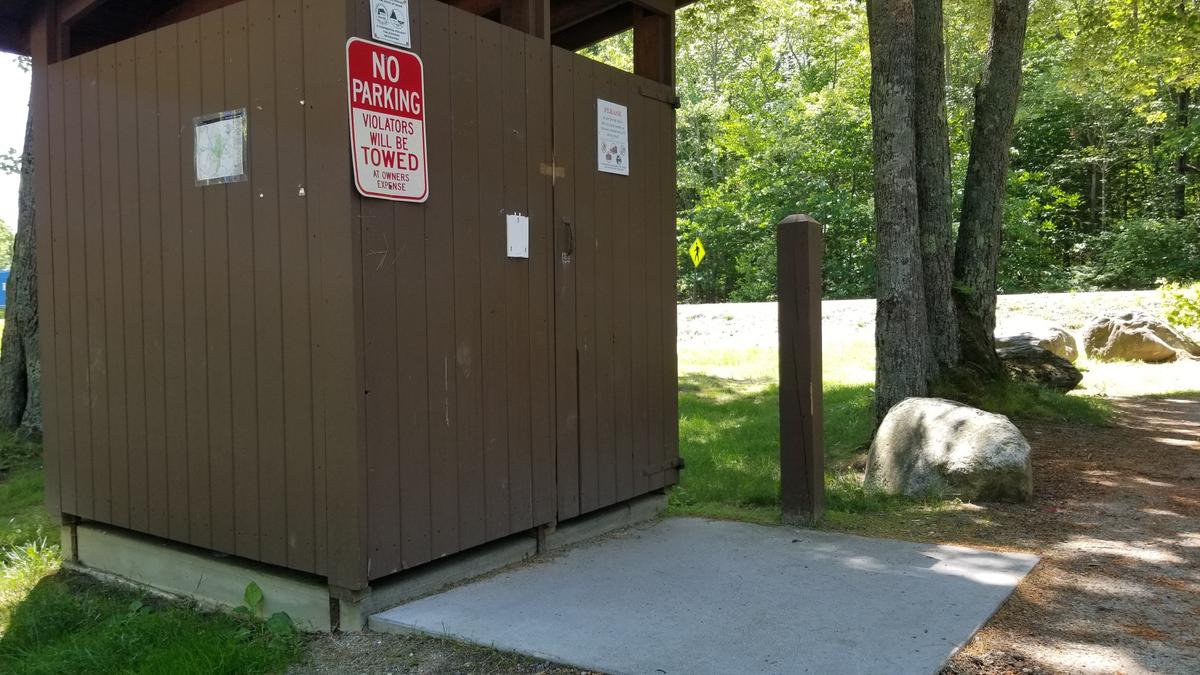 Bathroom at the parking lot for Runaround Pond.