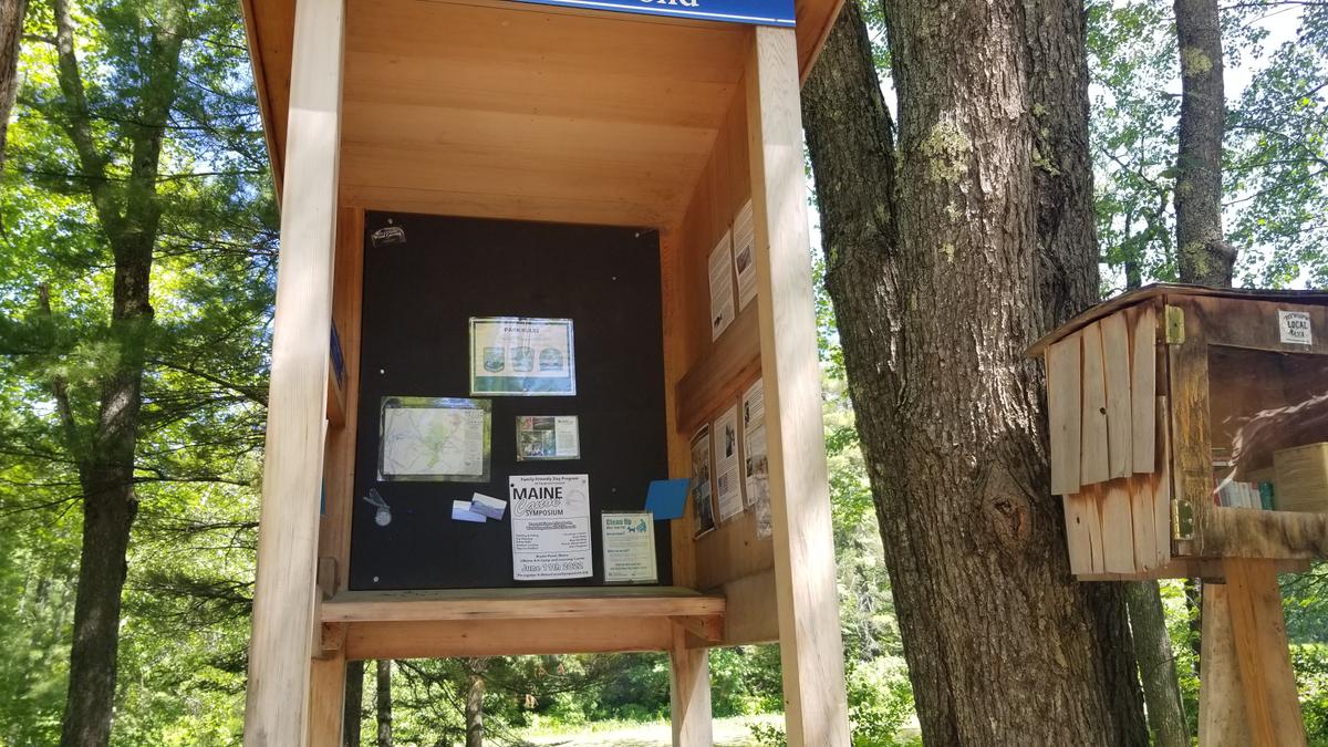 Very tall kiosk at the beginning of the trail.