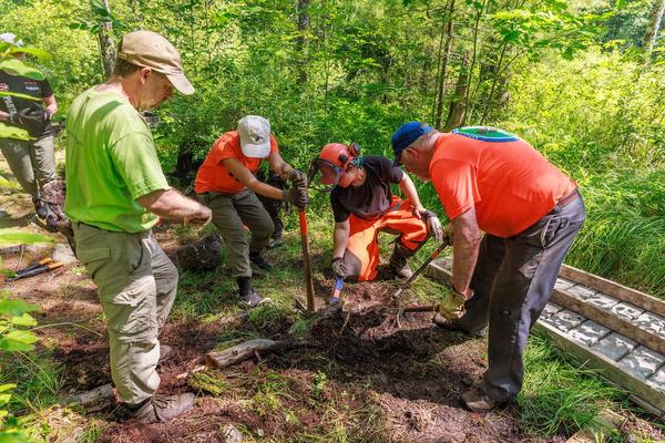 Near Point Trail Volunteer Workday at YLT Headquarters