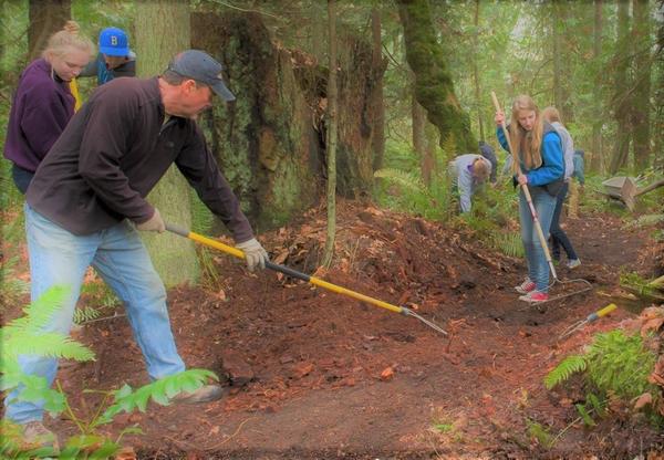 7 Lakes Alliance Kennebec Highlands Trail Day
