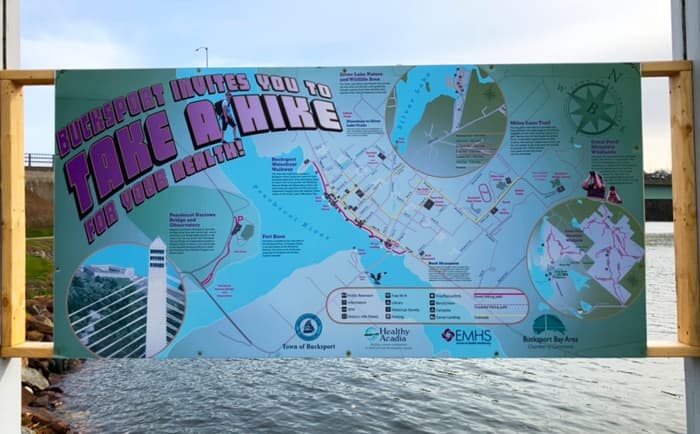 Kiosk at east end of trail (Credit: Hope Rowan)