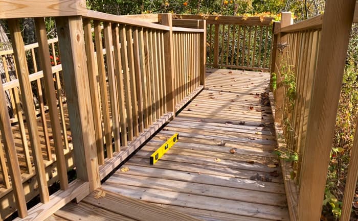 Descent from middle trailhead (Credit: Hope Rowan)