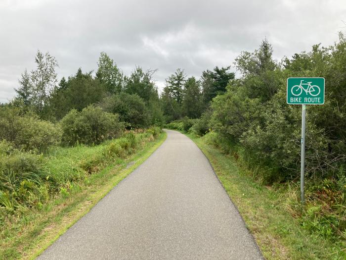 Path heading north from University Farm Road (Credit: CCGIS)