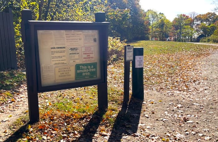 Trailhead kiosk (Credit: Kara Wooldrik)