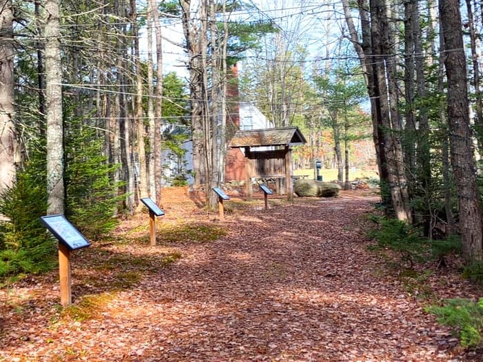 Storybook Trail (Credit: Hope Rowan)