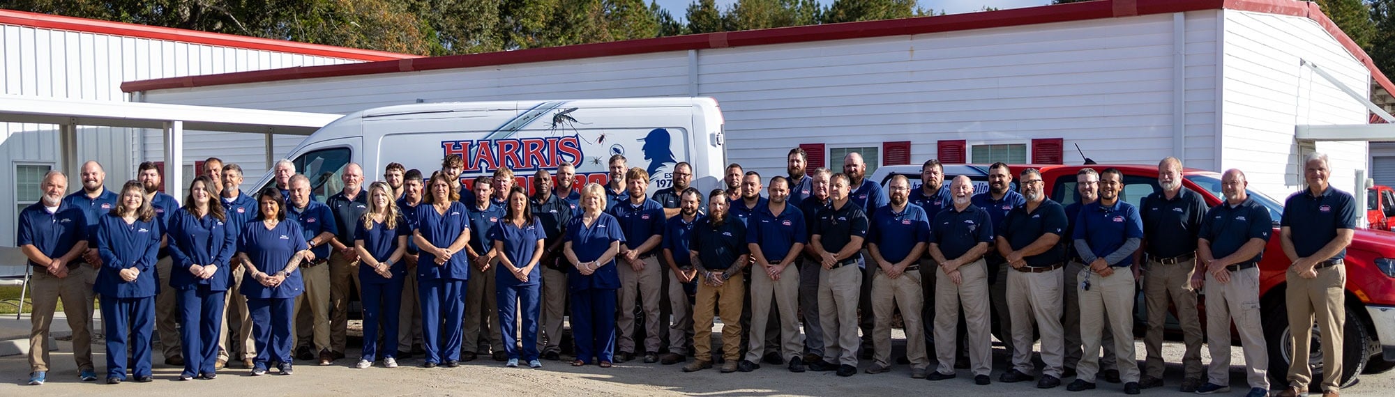 harris pest control team photo
