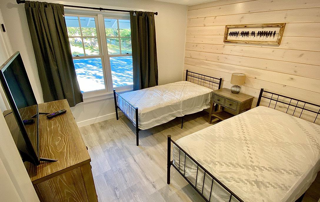 bedroom number 2 in the sugar maple rental